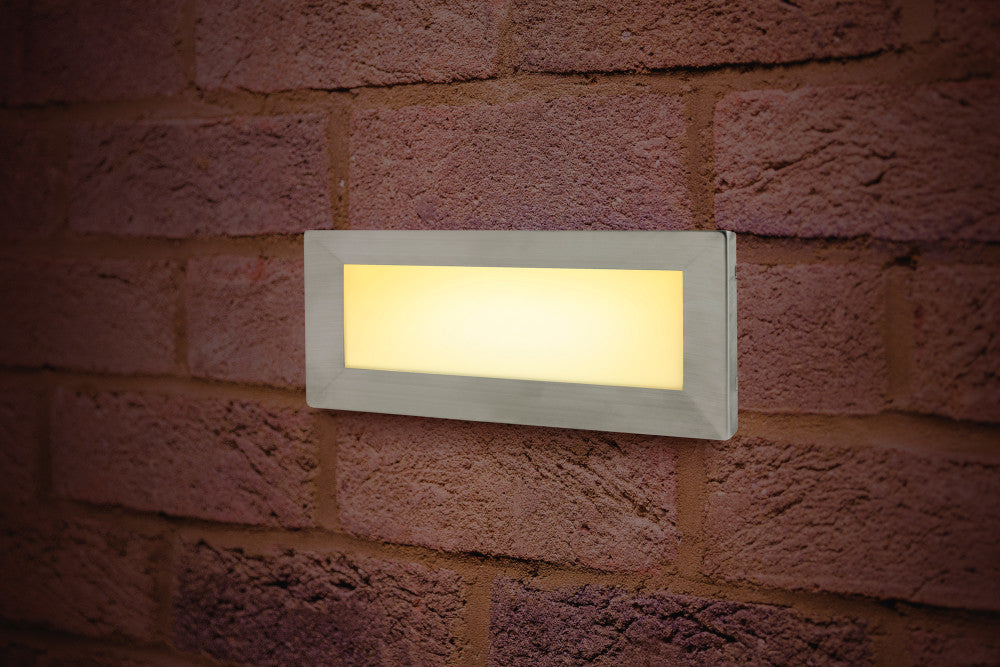 OUTDOOR RECESSED WALL LIGHT BRICK IP65 180LM 3.8W 3000K DOWN LIGHT Includes two stainless steel bezel options