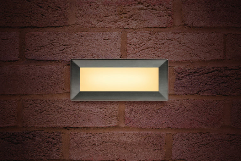 OUTDOOR RECESSED WALL LIGHT BRICK IP65 180LM 3.8W 3000K DOWN LIGHT Includes two stainless steel bezel options