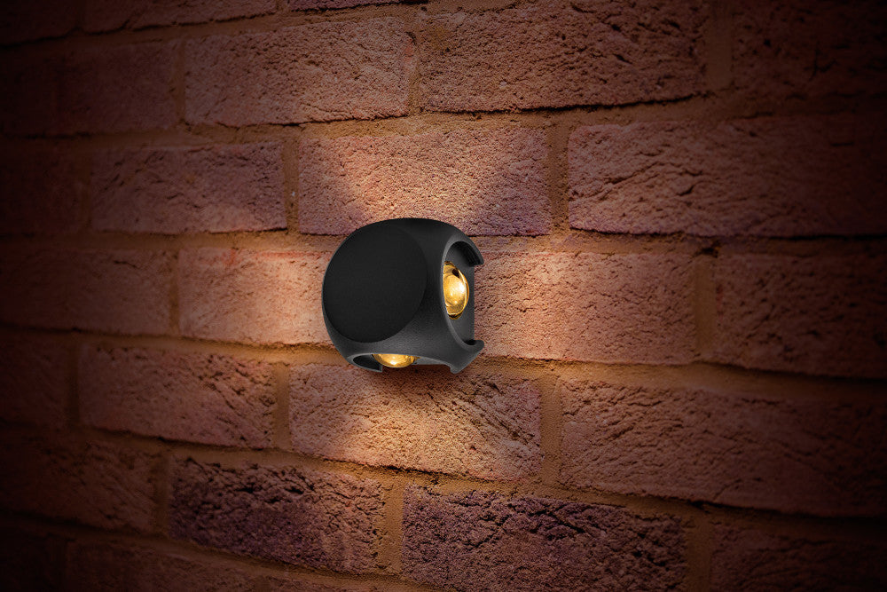 OUTDOOR DECORATIVE WALL LIGHT CROSSCUBE 360LM 8W 3000K 4 WAY LIGHT DARK GREY